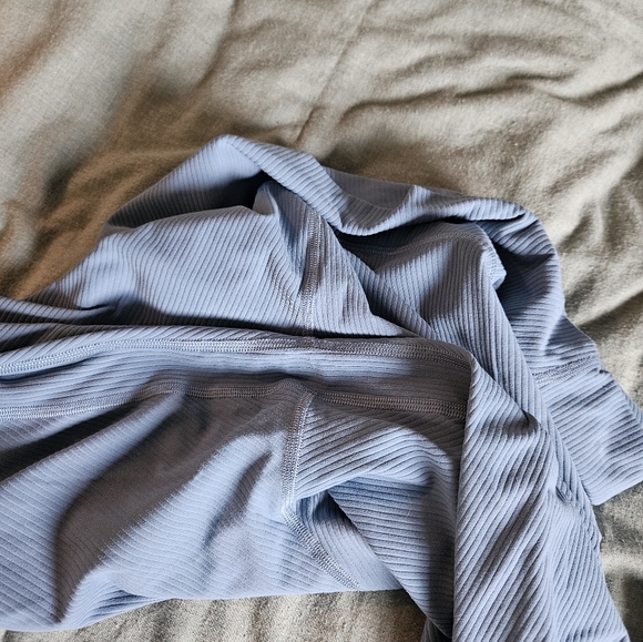 Lululemon ribbed align leggings crop - Picture 3 of 6